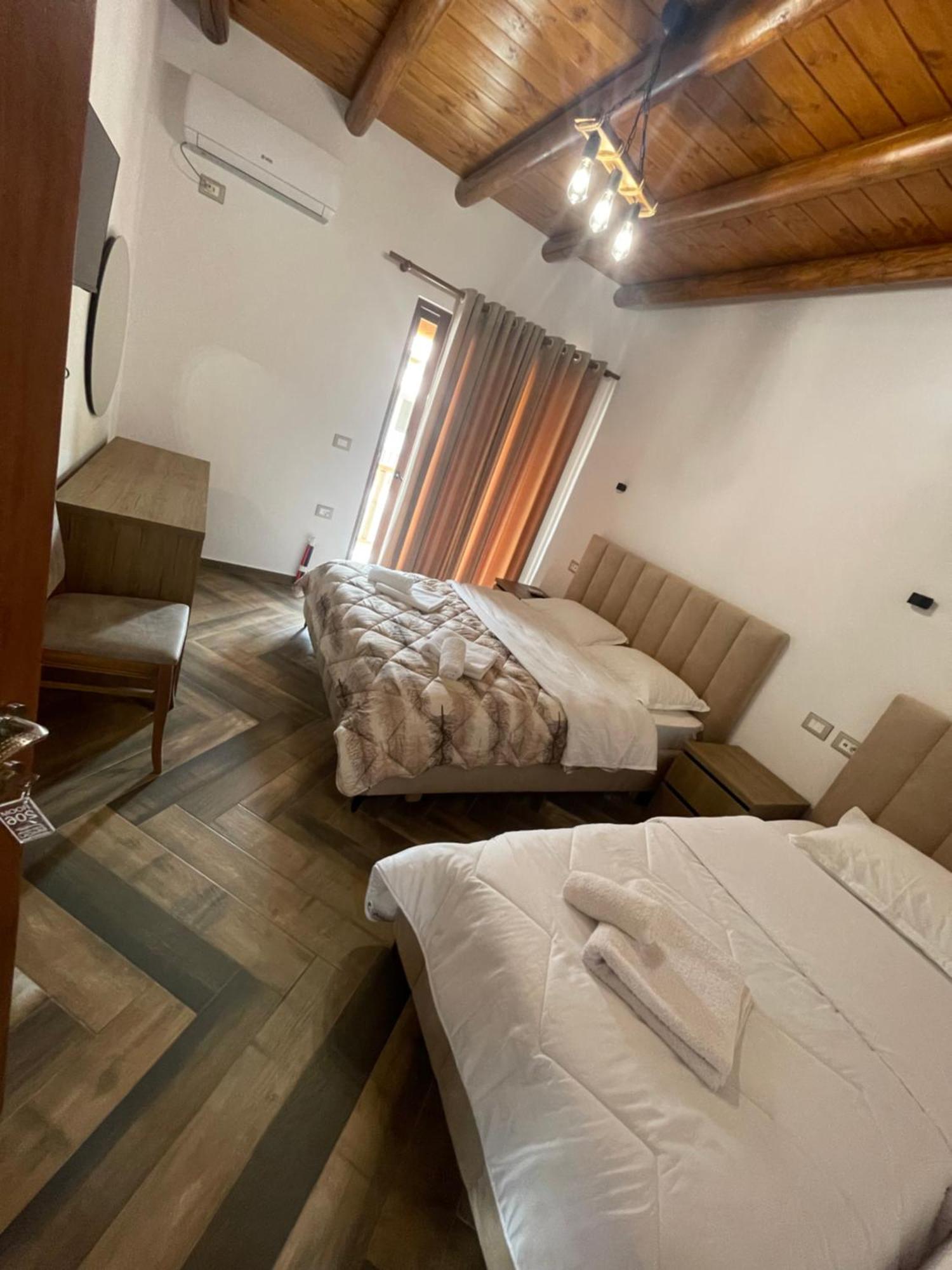 Zhaban Guest House Bracaj מראה חיצוני תמונה